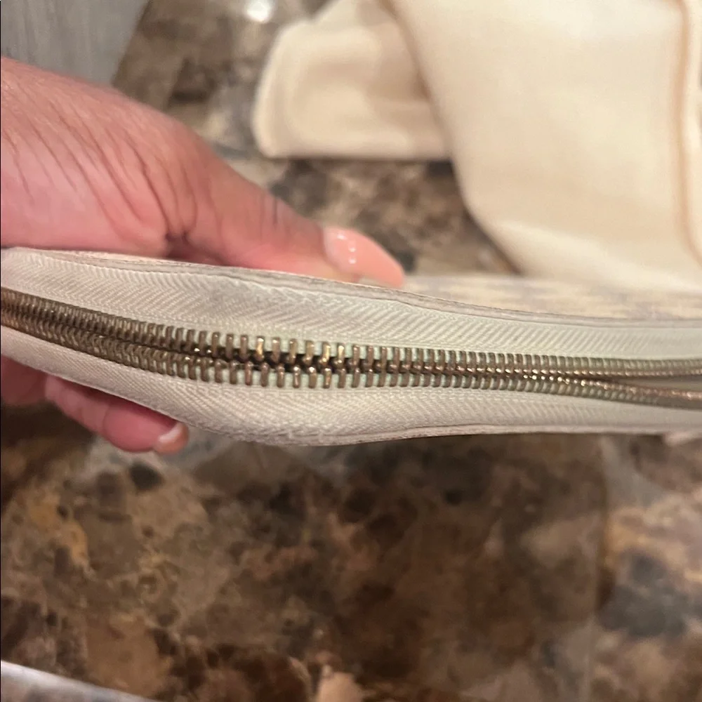 Louis Vuitton Speedy 25 - Picture 17 of 17